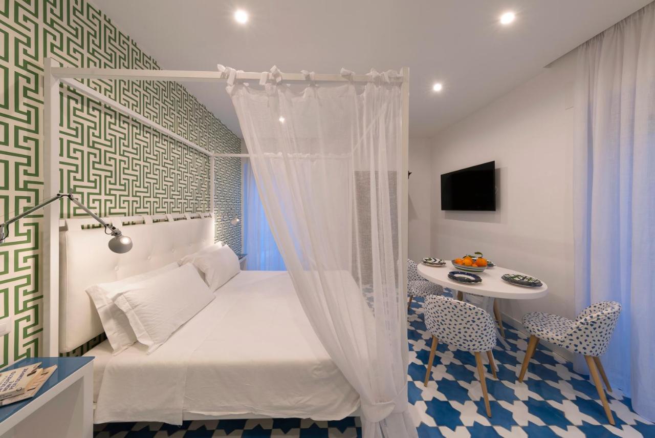 Luxury&Romantic Apartment With Balcony In Sorrento Exterior foto